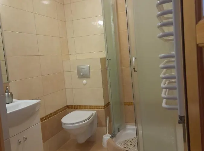 홈스테이 Emar 카르파츠