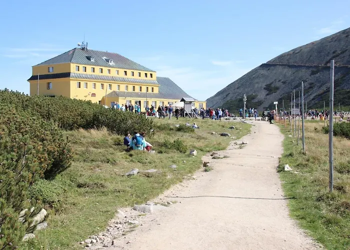 홈스테이 Emar 카르파츠